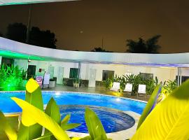 Kh&aacute;ch sạn Khang Điền 2, hotel com piscina em X&oacute;m Phước Mỹ