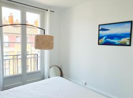 EXIGEHOME-Appart très lumineux aux portes de Paris, hotel a Suresnes