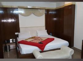 Hotel Ashok Near by Railway Station, ubytovanie typu bed and breakfast v destinácii Haridwár