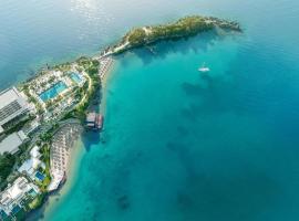 Corfu Imperial, Grecotel Beach Luxe Resort، فندق في كومينو