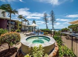 Hear the Sea 2 mins from Coolum beach and shops, holiday rental in Coolum Beach