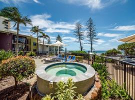 Hear the Sea 2 mins from Coolum beach and shops, alquiler vacacional en la playa en Coolum Beach