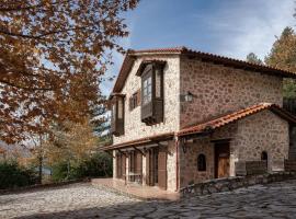 Parnassus Woodstone Chalet, cabin in Áno Polídhrosos