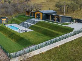 Cabana Friends, hotel in Valea Inzelului