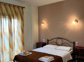 Nikos's apartment, kh&aacute;ch sạn c&oacute; chỗ đậu xe ở Taxiarchis