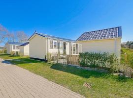 Chalet Luttikduin Nr 17 - Callantsoog aan Zee, Hotel in Callantsoog