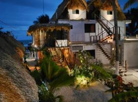 Casa Mate BeachFront HOUSES El Cuyo, aparthotel a El Cuyo