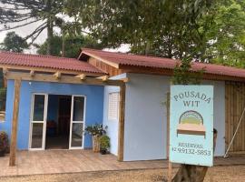 Pousada Wit, hotel with parking in Palmeira