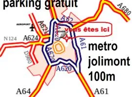 Pratique, Complet Sûr, Métro et Parking; Proche du Centre, de la Gare, de la Rocade, d'un supermarché. Tout à Pied.