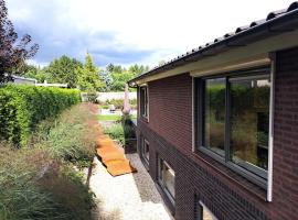 Luxe familiehuis 8p nabij bos en hei op de Veluwe, villa in Putten