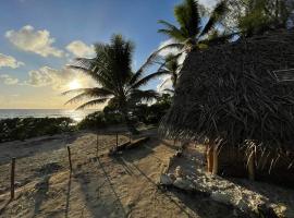 Mahana Tua Lodge Huahine: Puahua şehrinde bir kamp alanı