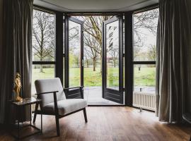 luxe vakantiehuisje - sauna - natuur - strand, villa en Ewijk