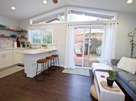 LivingHealthyWithChocolate's Guest House, hotel en Waialua
