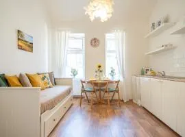 Nice room with double bed in zizkov - shared bathroom