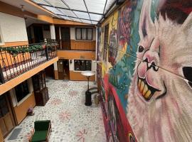 The Hidden House Hostel, hotel em La Paz