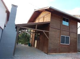 Recanto Pé da Serra, cottage in Santo Amaro da Imperatriz