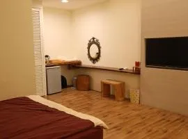 Romeo B&B