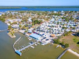 Chokoloskee Island RV Park, campground in Everglades City