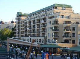 Admiral Apartments, hotel en Golden Sands