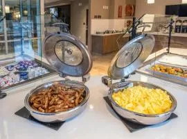 Staybridge Suites Denver Downtown by IHG