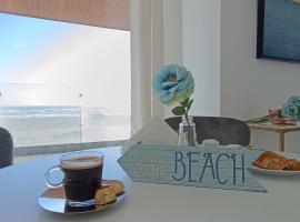 3 Rooms Sunrise Marble Apart - Panoramic Seaview - Casa del Mar, hotel en Mamaia