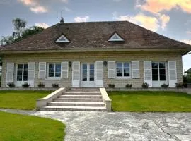 Maison en pierre rénovée, 3 chambres, jardin clos, équipée, calme et proche étang à Senonches - FR-1-581-36