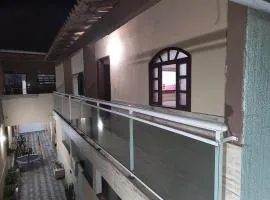 Casa de Praia Completa em Cabo Frio 04 para até 5 Pessoas