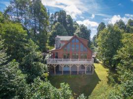 Heaven's Point, holiday home in Old Fort