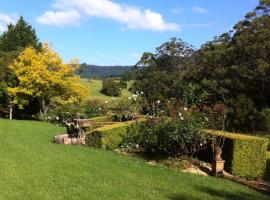 Garden Hill Retreat South Coast Australia, hotel in Camberwarra