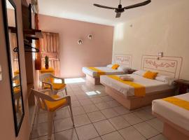 Habitación Hotel El almirante, khách sạn ở Tecolutla