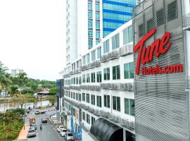 Tune Hotel - Waterfront Kuching, hotel in Kuching