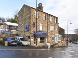 Hideaway Studio Apartment, hotel with parking in Denby Dale