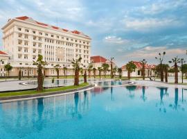 Ban Thach Riverside Hotel & Resort, hotel v Tam Kỳ