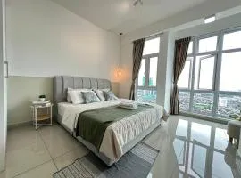 Twin Galaxy Muji Style 2 Bedroom with balcony High Floor Nice City View