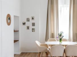 Exklusive Luxus-Unterkunft in Berlin Mitte: 2 Apartments, 130m&sup2;, Designer-M&ouml;bel, Co2 neutrale Reinigung