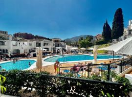 Pueblo Evita One Bedroom Large Terrace And Bbq，位于阿罗约德拉迷雅的酒店