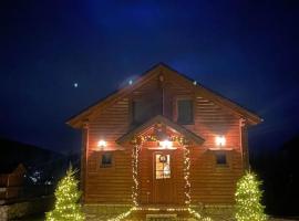 Cozy house on Parnassos Mountain, chalet de montaña en Arájova