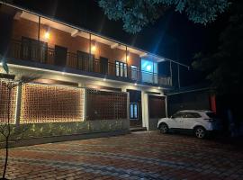 Athirappilly Inn, hotel di Athirappilly