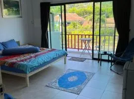 Petunya Phuket Guest House