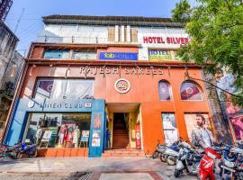 FabExpress Silver Inn - CG road, hotel v destinaci Ahmadábád