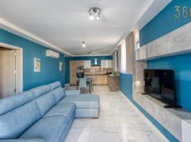 Relaxing 2BR home with Private Balcony in Mellieha by 360 Estates, hotel a Mellieħa