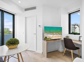 Lovely Studio apartments in Strathfield CBD, hotell i nærheten av Strathfield Private Hospital i Sydney