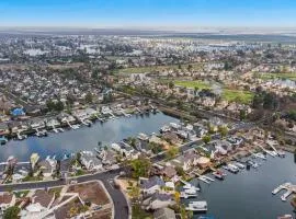 Lakefront Gem: Private Dock