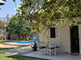 Casa com piscina aconchegante 300 m do mar, hotel em Recife