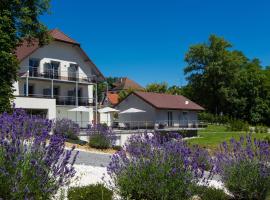 Hotel Blanc, hotel con estacionamiento en Marigny-Saint-Marcel