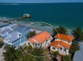 Dolphin Watch: Anna Maria şehrinde bir otel