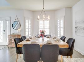 4 Mi to Bethany Beach Frankford Getaway with Pool!, ξενοδοχείο σε Frankford