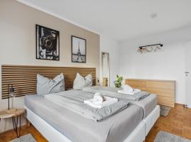 Aura - Oase#1 - 2 Zimmer, 4 Betten, Küche, Balkon, Waschmaschine, hotel in Merseburg