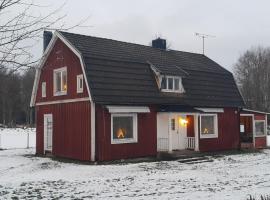 Brofors, hotel with parking in Forsheda