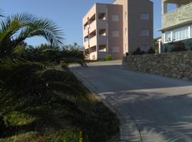 Appartment IVA Kampor、Kamporのホテル